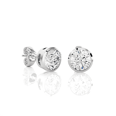 Tara Crown Glow – Halo Diamond Studs Tara Crown Glow – Halo Diamond Studs